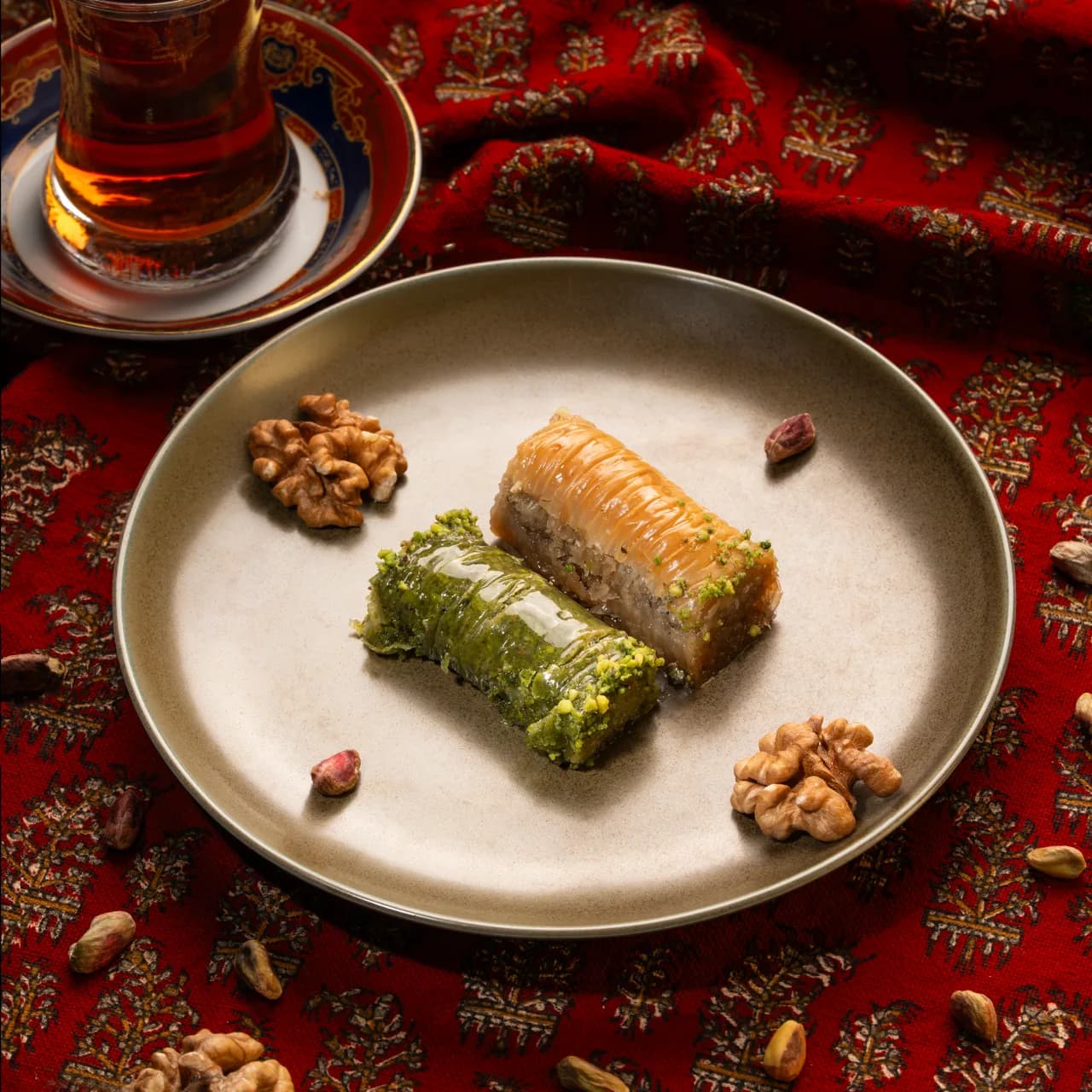 باقلوا مخلوط علی حان